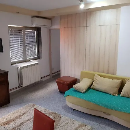 Ika 3 * Kragujevac